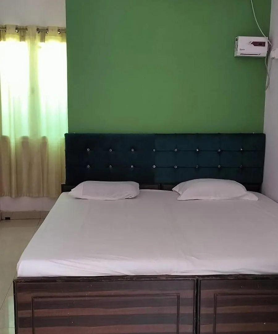 Отель Banaras Paying Guest House Assi Ghat Варанаси