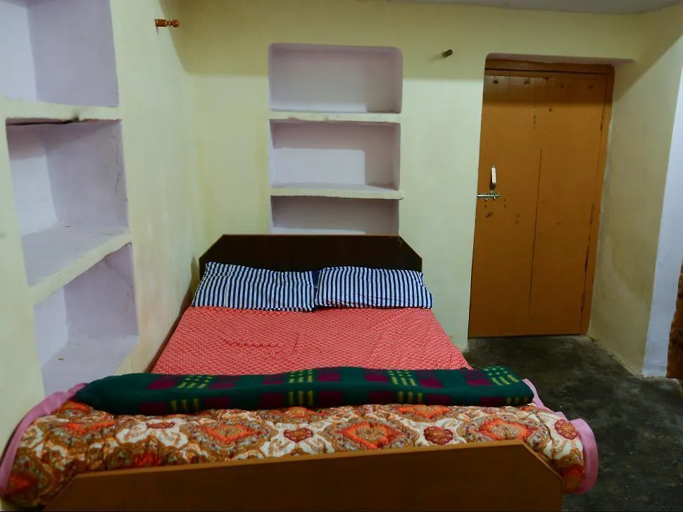 Banaras Paying Guest House Assi Ghat Варанаси 3*,